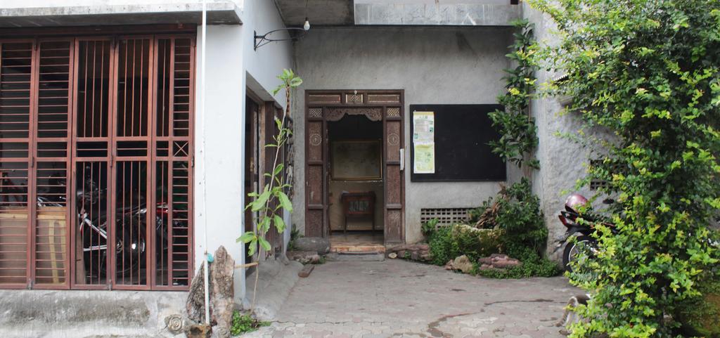 Posnya Seni Godod Art Gallery & Homestay Jogjacarta Exterior foto